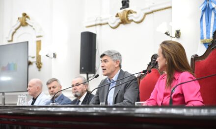Córdoba presentó su nuevo Foro Democrático