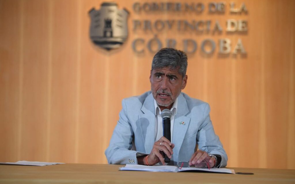 El ministro Quinteros llevó a la Justicia al Tribunal de Cuentas