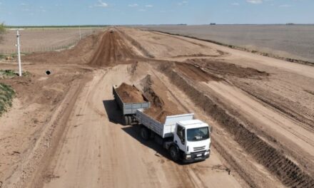 Fuerte inversión provincial para mejorar la red vial rural