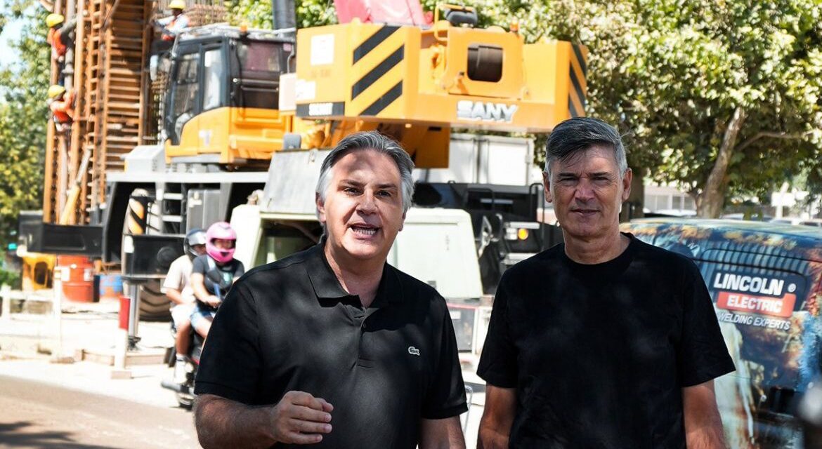 Llaryora supervisó el avance del altonivel de Ruta 36