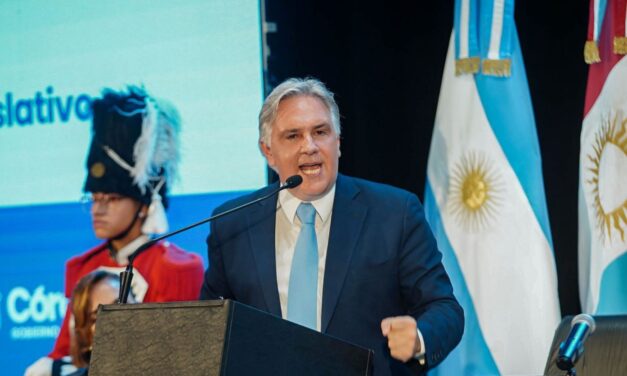 Con anuncios y críticas a Nación, Llaryora abrió el año legislativo