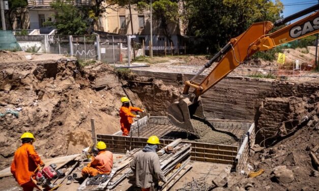 Avanza la readecuación del desagüe del Hospital Misericordia y Villa El Chaparral