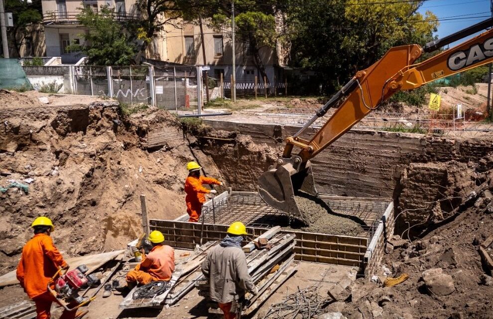 Avanza la readecuación del desagüe del Hospital Misericordia y Villa El Chaparral