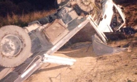 Un muerto y corte total tras violento choque