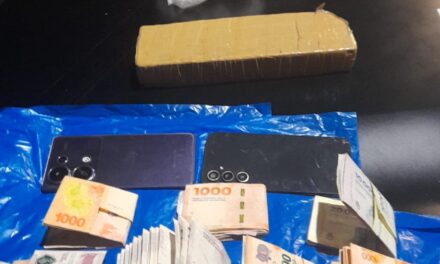 Tres detenidos con droga en barrio Patricios Oeste