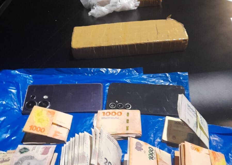 Tres detenidos con droga en barrio Patricios Oeste