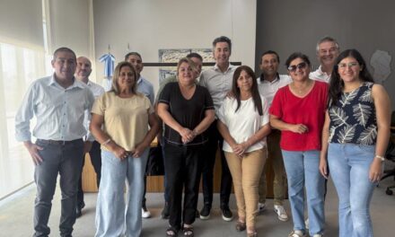 Calvo se reunió con jefes comunales de Río Seco