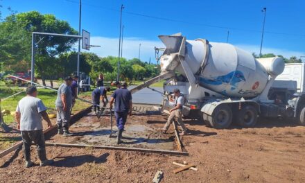 Amplían el playón deportivo de barrio Residencial San José