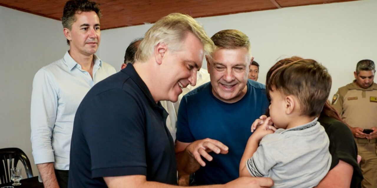 Llaryora anunció obras en cinco localidades de Cruz del Eje