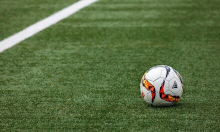 Tragedia en Ituzaingó: murió un joven mientras jugaba al fútbol