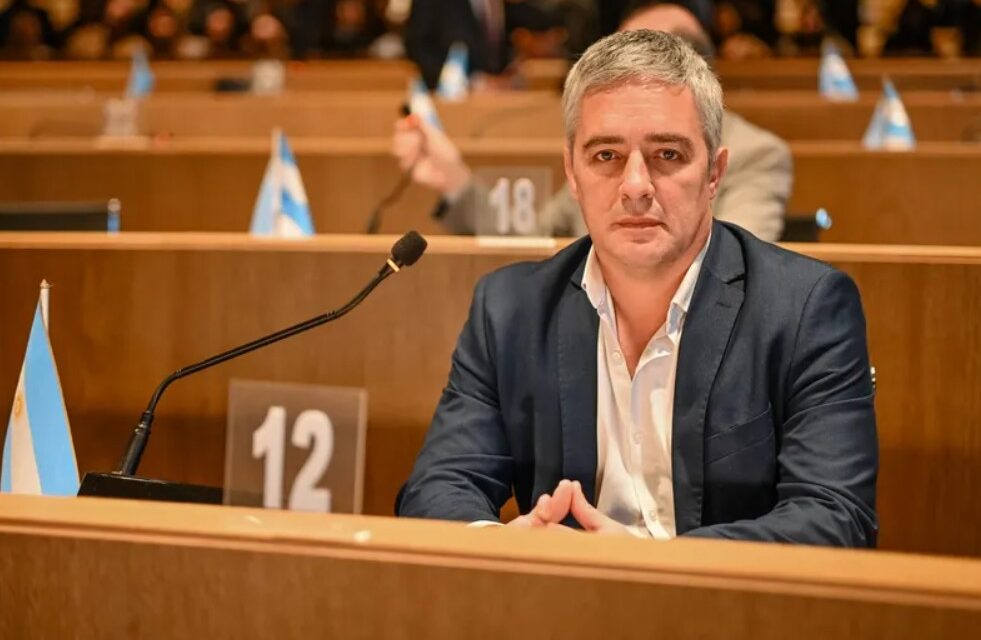 Comenzó la obra del Hospital Veterinario Municipal y la UCR celebró el avance