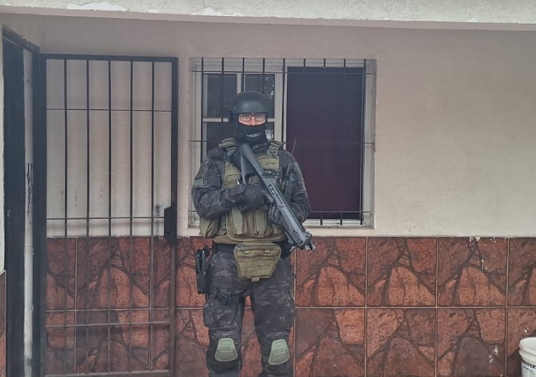 Allanamientos en barrio Guiñazú: secuestran drogas tras un operativo de la FPA