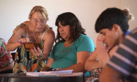 “Nunca es tarde”: siguen abiertas las inscripciones para que jóvenes y adultos terminen la escuela