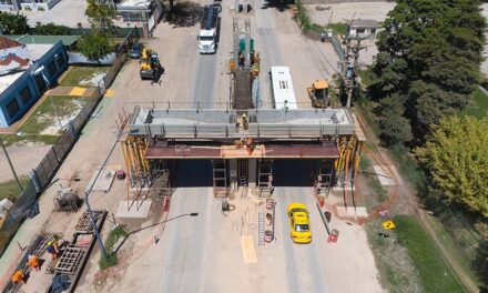 Avanza el altonivel de Vélez Sarsfield en Córdoba