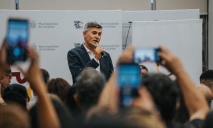 Passerini entregó aportes a 40 centros vecinales: “Estamos orgullosos de invertir en gente que administra bien”