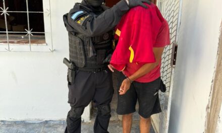 Desbaratan un búnker de drogas en barrio Acosta y detienen a seis personas