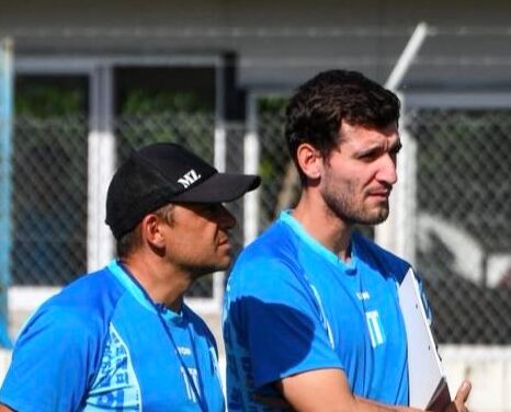 Racing ratifica a la dupla técnica y Llorens espera