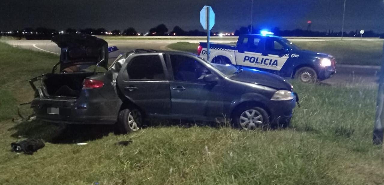 Madrugada fatal en Córdoba: dos muertos y una mujer grave