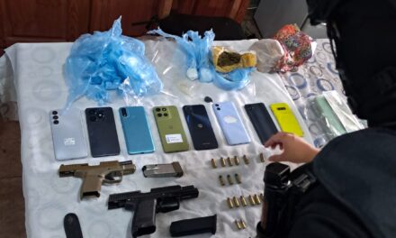 Allanamiento en Ciudad de los Cuartetos: cayó un menor con armas y droga