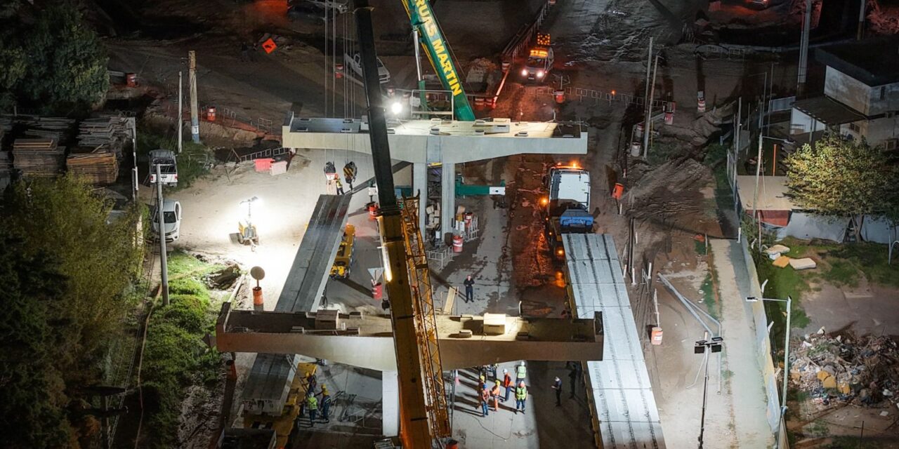 Avanza el altonivel Vélez Sarsfield: colocaron la primera viga