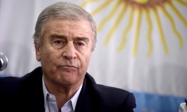 Aguad cuestionó la clausura de una tribuna de Belgrano