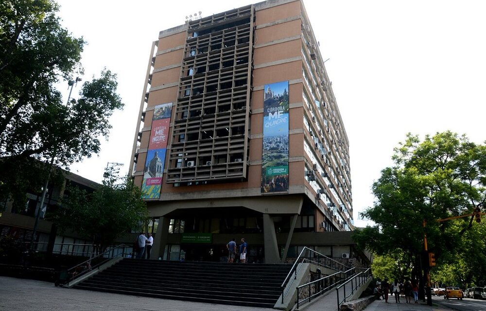 La Municipalidad ya pagó casi el 70% de su deuda en dólares