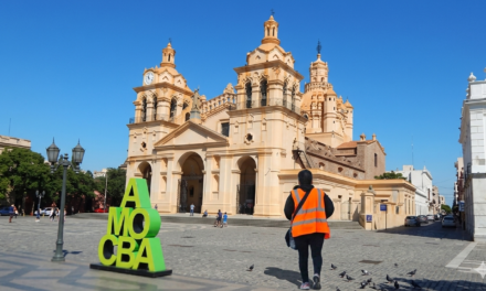 La Iglesia propone transformar a los “naranjitas” en asistentes urbanos regulados