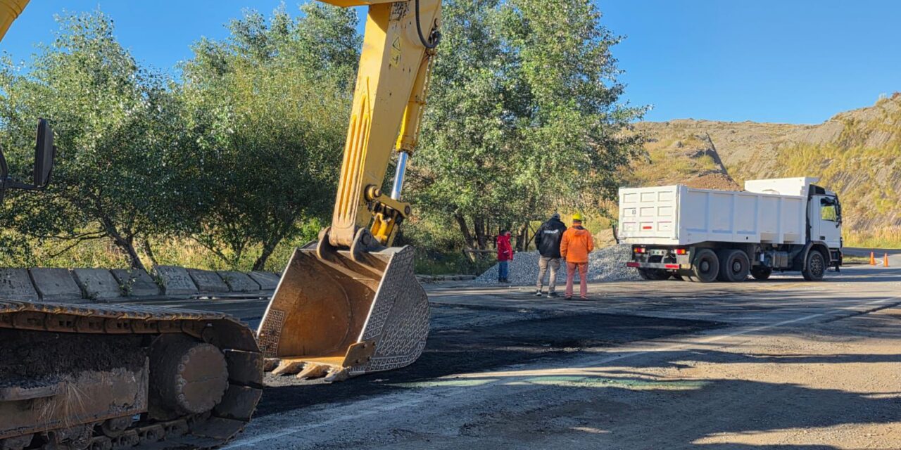 Trabajan contrarreloj por socavón en Altas Cumbres