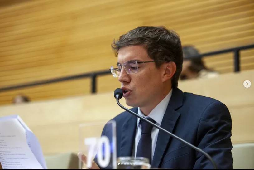 Hernández Maqueda: “Vamos a prohibir a los naranjitas”