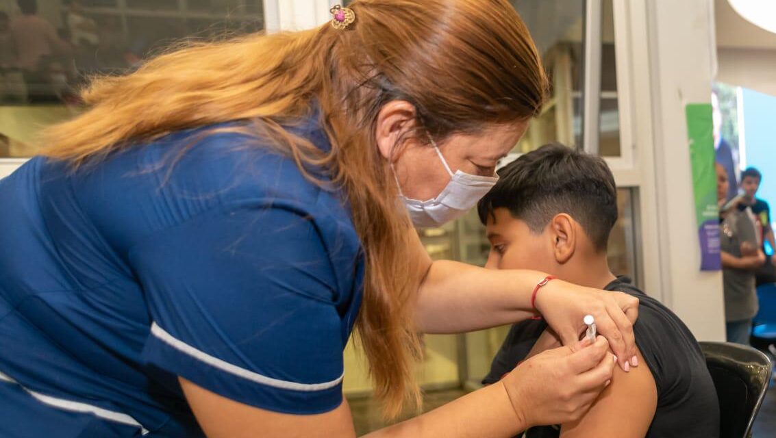 Cae la vacunación y el municipio busca inmunizar a más de 20 mil cordobeses