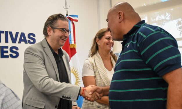 La Provincia entregó $485 millones a cooperativas y mutuales