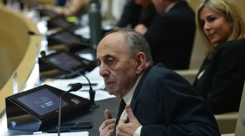 Legislador de la UCR exige soluciones urgentes al PAMI por la atención a jubilados