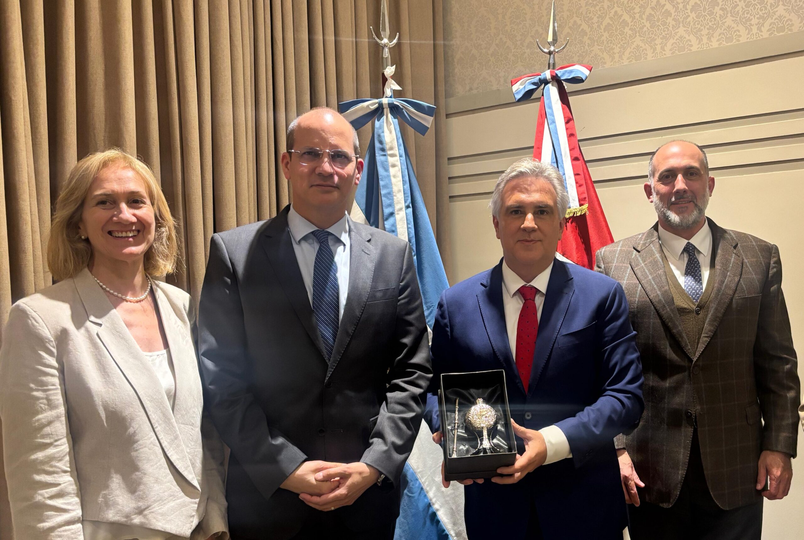 Llaryora se reunió con el PNUD y avanza en agenda de innovación y digitalización