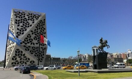 Arranca el pago a estatales: cronograma completo de abril