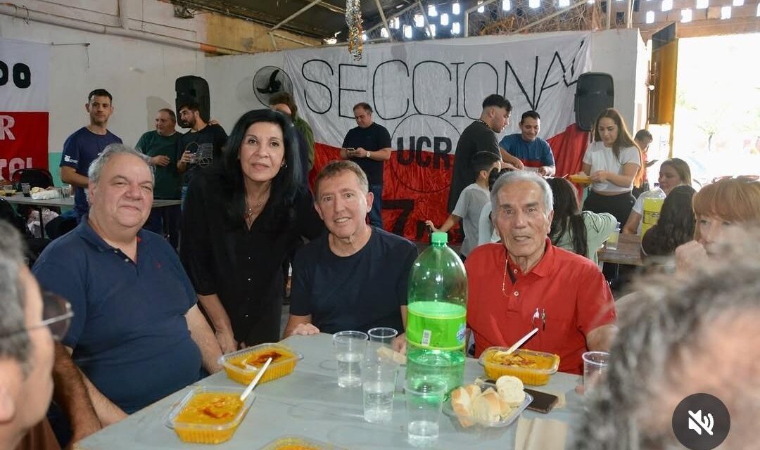 Rossi lanza un acto radical y propone a Quiroga para conducir la UCR