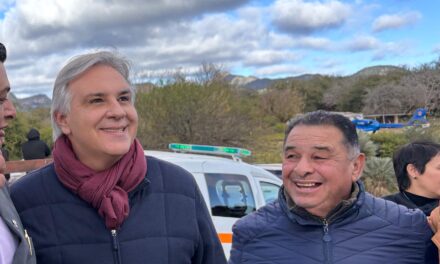 Llaryora realizó una gira por el departamento Pocho