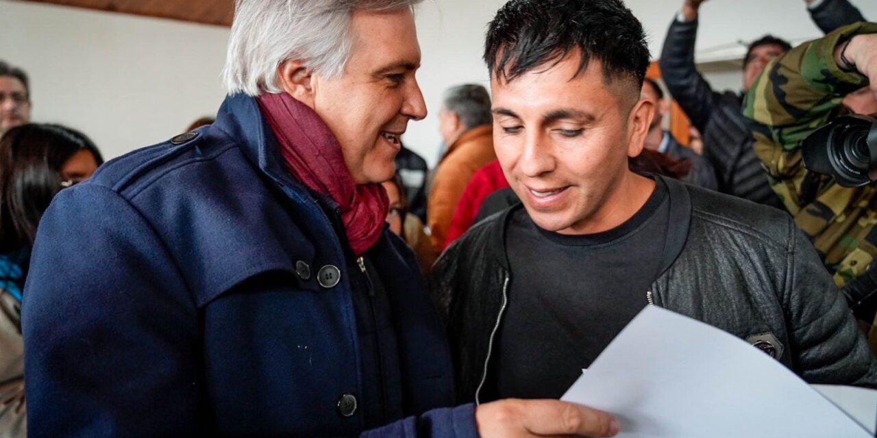 Llaryora anunció obras y aportes en Pocho