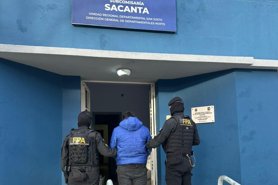 Patrullajes de la FPA en Sacanta y Bell Ville: dos detenidos