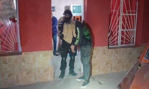 Detuvieron a padre e hijo por venta de drogas en José Ignacio Díaz