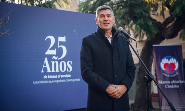 Passerini participó del aniversario de Manos Abiertas