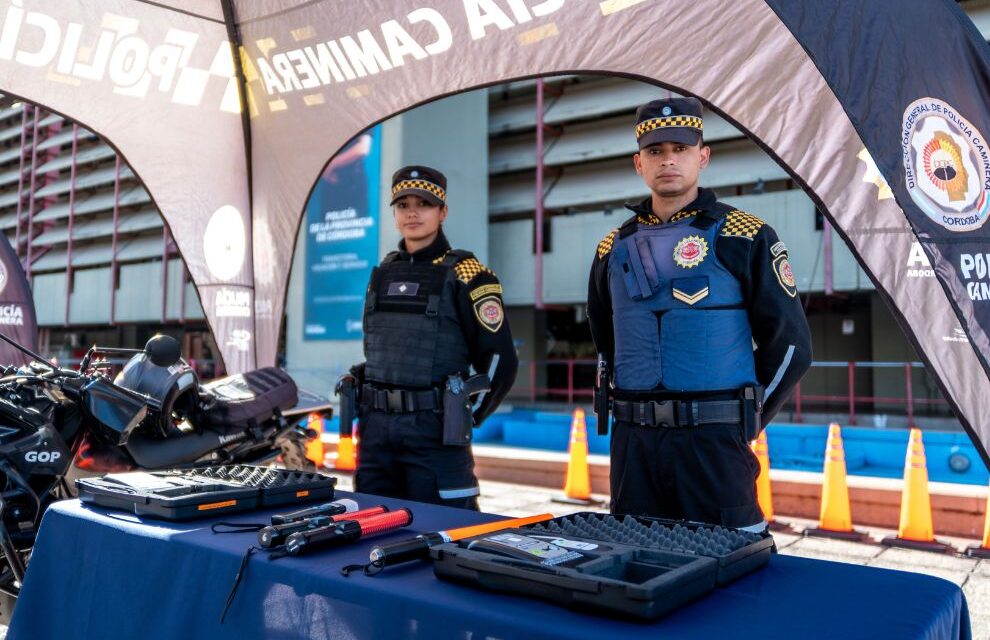 La Feria Vial arrancó con gran convocatoria en Plaza San Martín