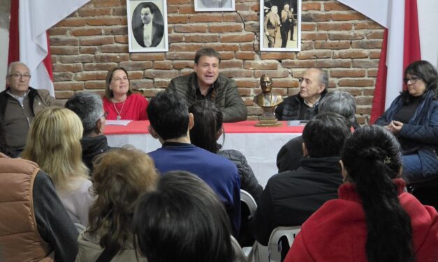 Gvozdenovich sigue recorriendo seccionales y pasó por la 11