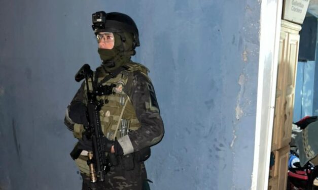 Cayeron dos mujeres ligadas a una banda narco en General Savio