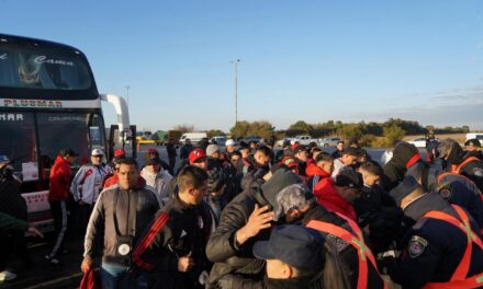 Tribuna Segura detectó 4 hinchas con derecho de admisión