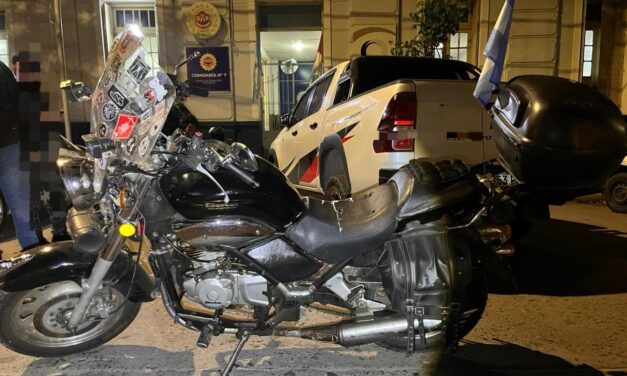 Recuperaron una moto robada y detuvieron a tres personas en Villa El Nylon