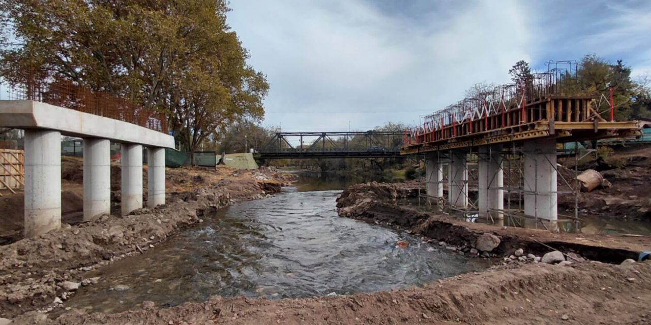 Avanza la construcción del nuevo puente en Santa Rosa