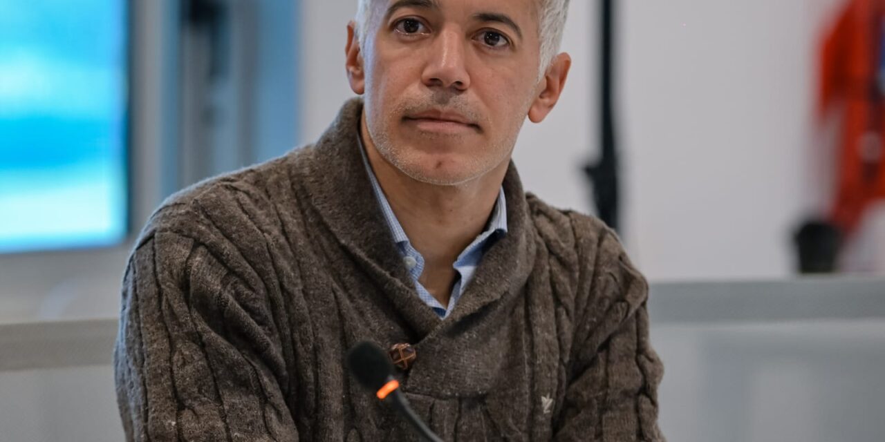 Huespe respaldó la salida de Moreno del Concejo