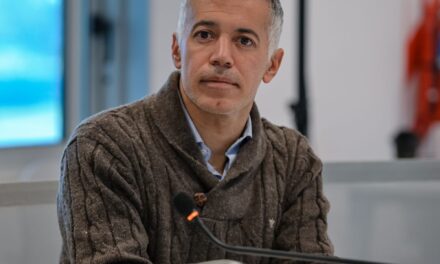 Huespe respaldó la salida de Moreno del Concejo