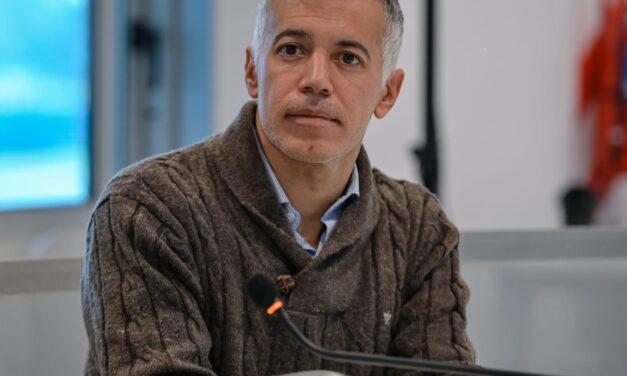 Huespe respaldó la salida de Moreno del Concejo