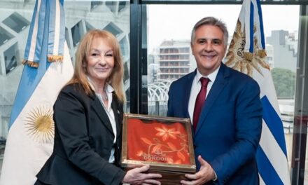 Llaryora recibió a la vicepresidenta de Uruguay